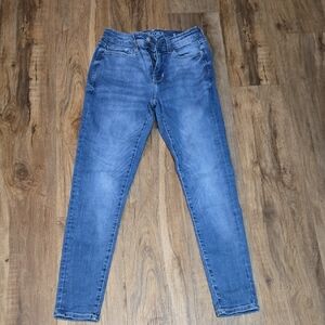 Arizona Jean Company Women's Skinny Jeans in Blue